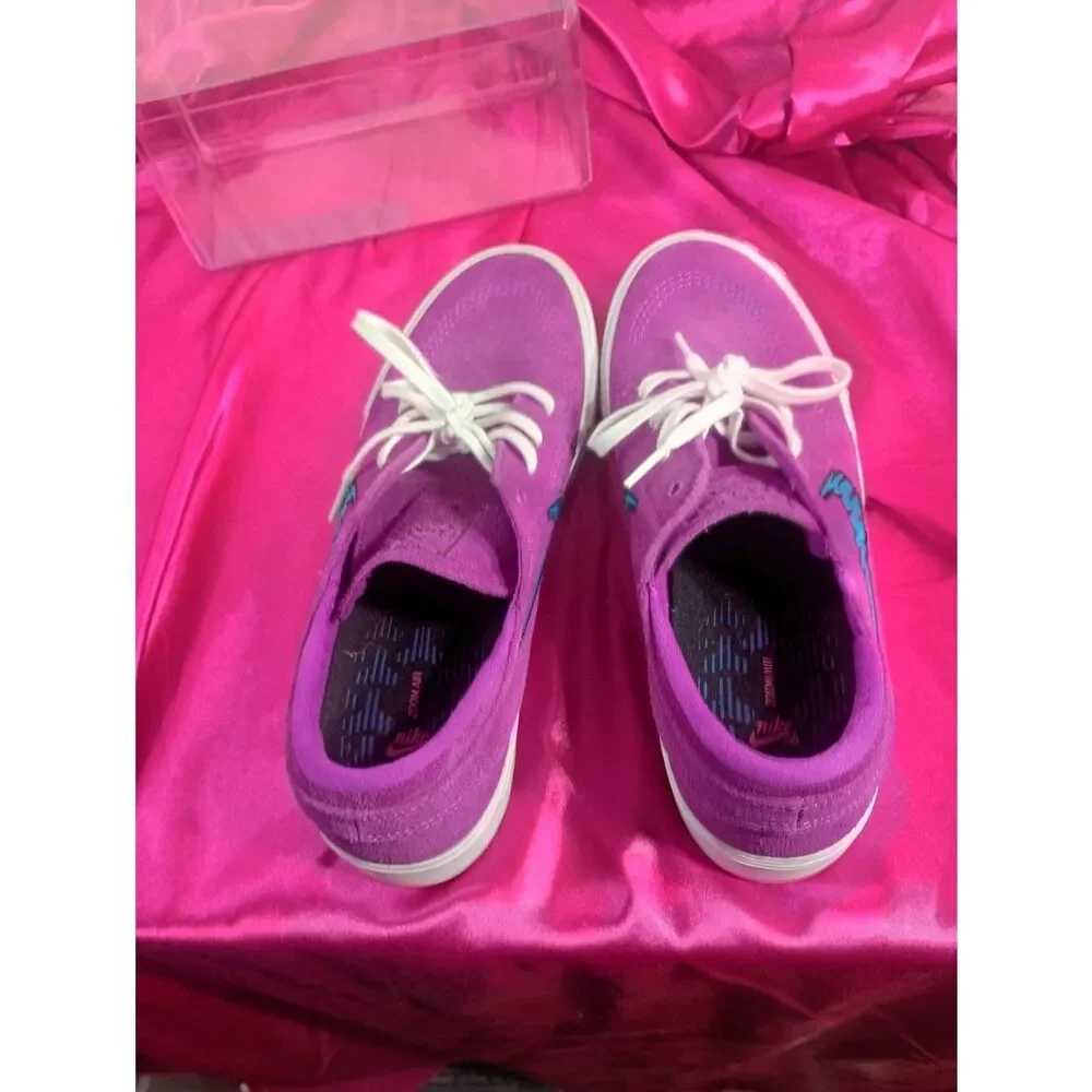 Nike Mens SZ 8 SB Zoom Shoe Stefan Janoski Canvas RM Vivid Purple Skate Suede .